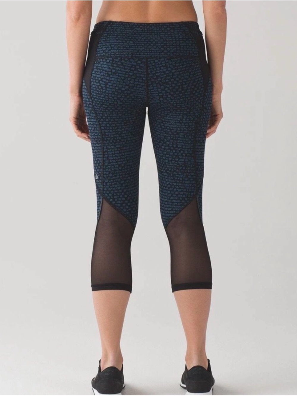 Lululemon Pace Rival Cropped Leggings Sz 4 Shatter Weaver Blue Print Side Mesh‎